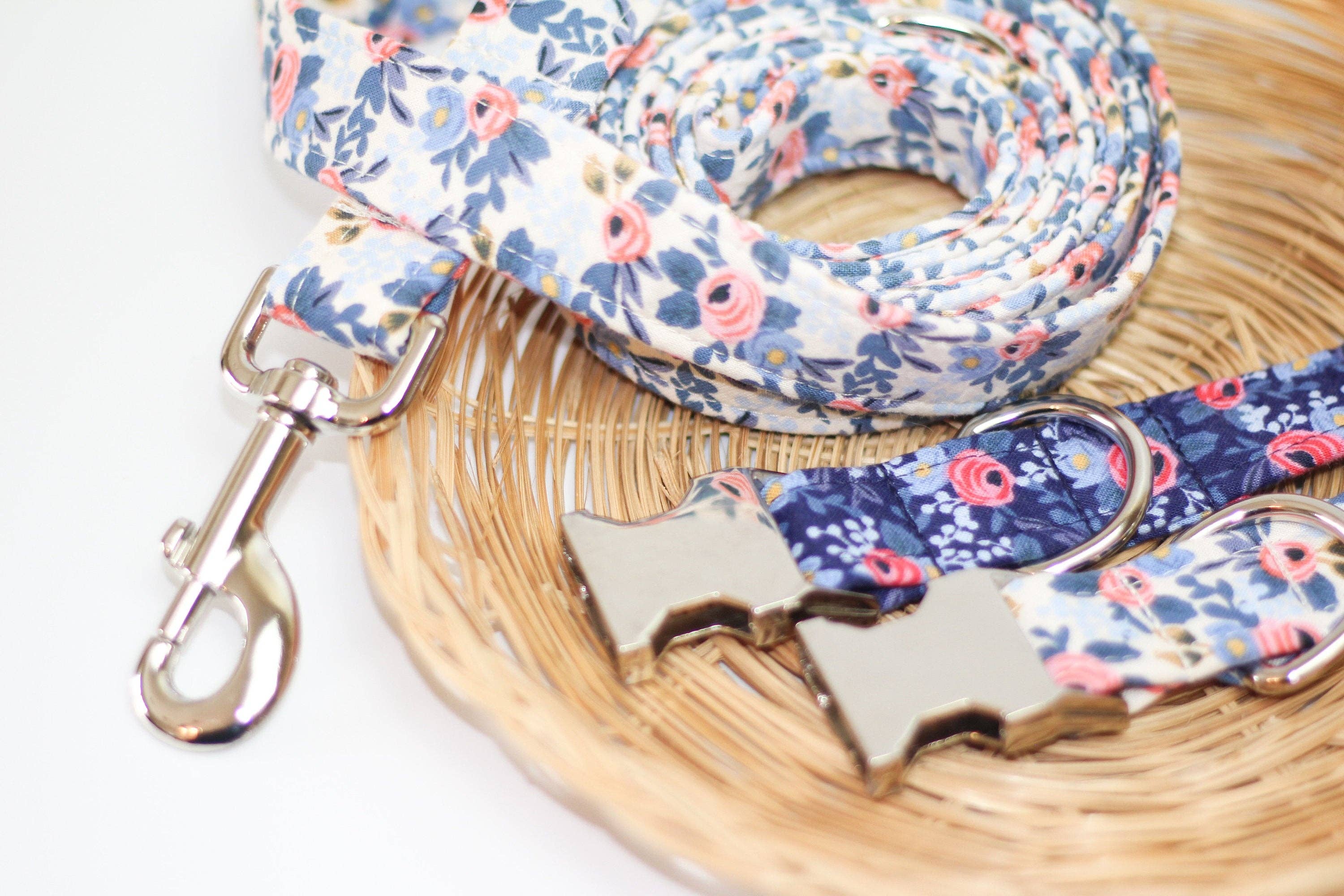 The Oxford Dog - Floral Dog Collar, Girl Dog Collar, Rosa Periwinkle, Oxford: Silver / LARGE